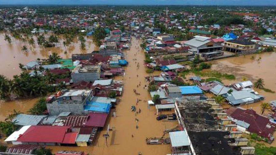 Al menos 29 muertos por inundaciones en Indonesia
