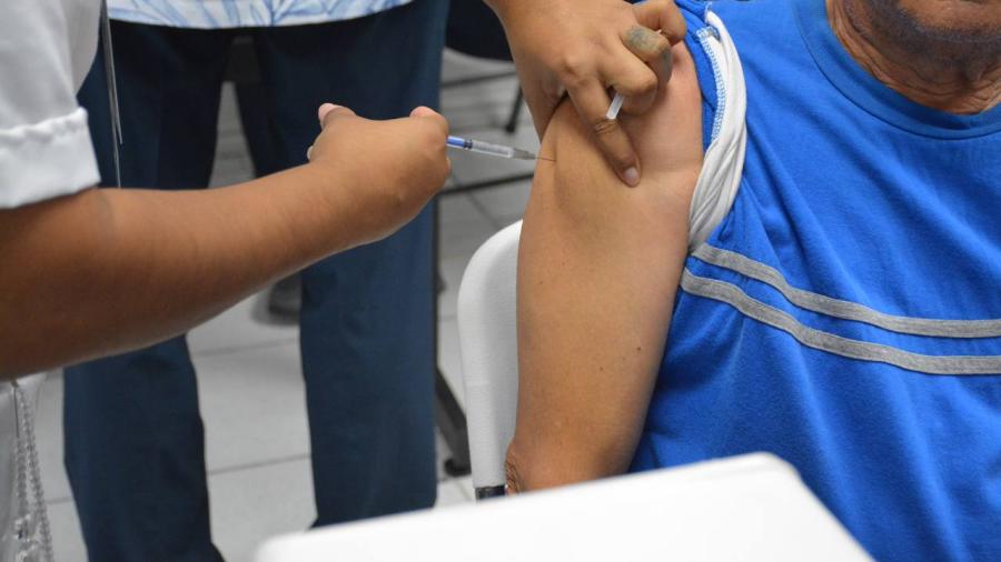 Se suma DIF a campaña nacional de vacunación contra la influenza y COVID-19