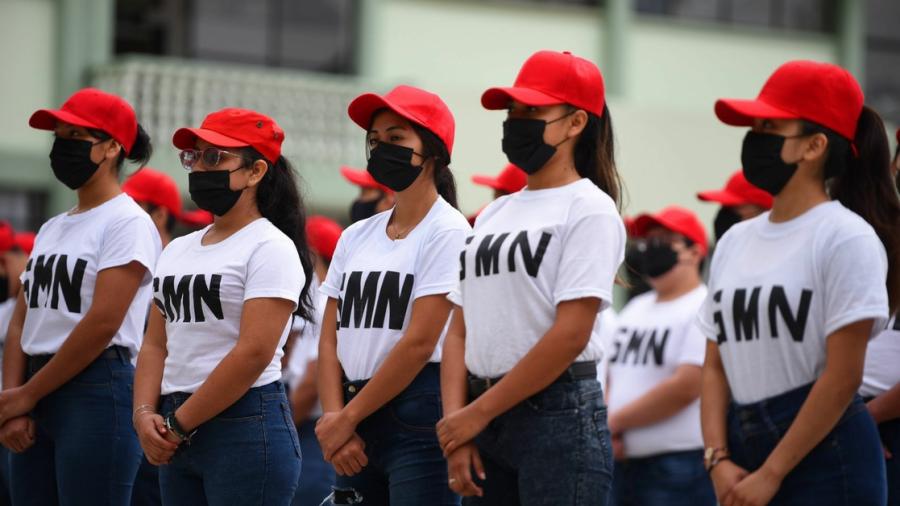 Morena propone servicio militar obligatorio para mujeres y retira iniciativa antes de discusión 