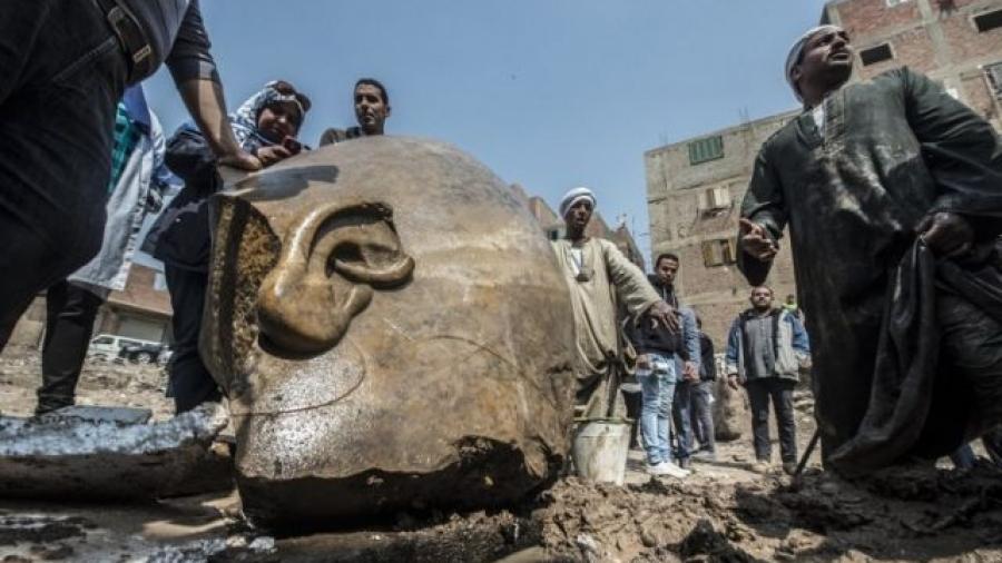 Arqueólogos descubren estatuas de faraones de Egipto 
