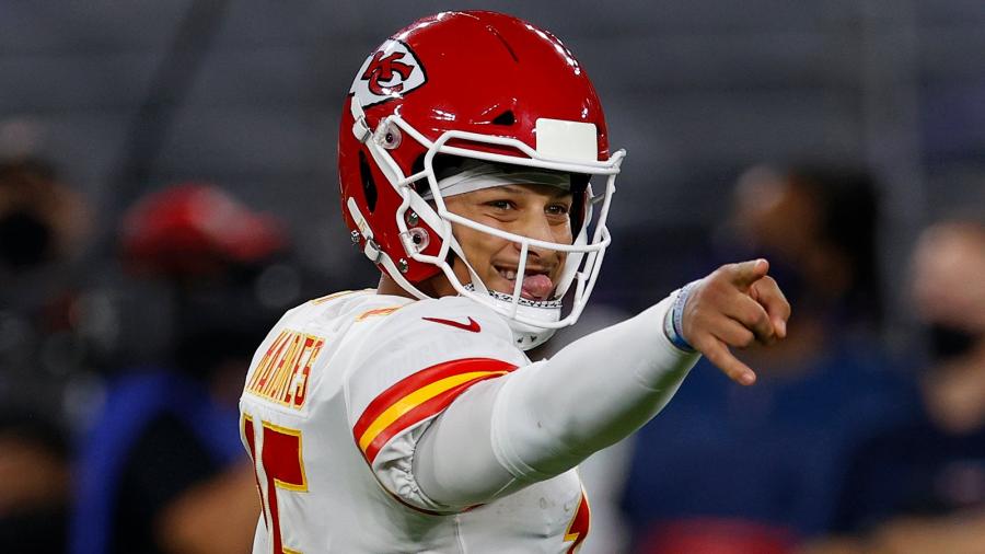 Mahomes le gana el duelo a Jackson en el Monday Night Football 