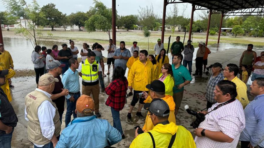 Despliega Gobierno de Tamaulipas operativo para ayudar a familias afectadas por lluvias en Llera