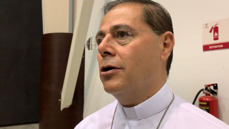 Hasta 20 años para cubrir déficit de sacerdotes: Obispo