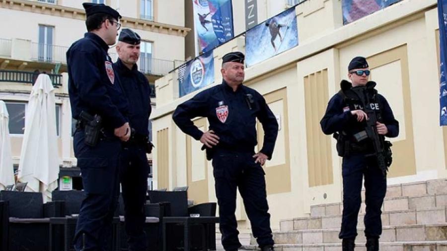 Ante ataques terroristas presidente francés crea el Centro Nacional Antiterrorista