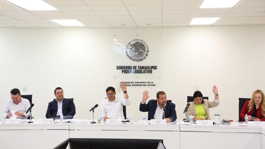 Multan a Auditor Superior con 10, 374 pesos por incumplimiento 