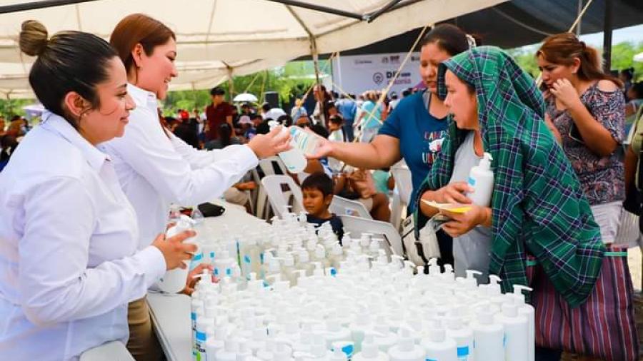 Ofrece DIF Reynosa gel antibacterial gratuito