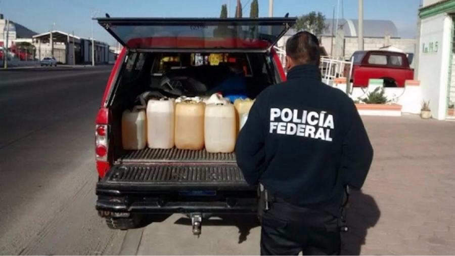 Impiden arribo de huachicoleros a sede de la PGR en Puebla