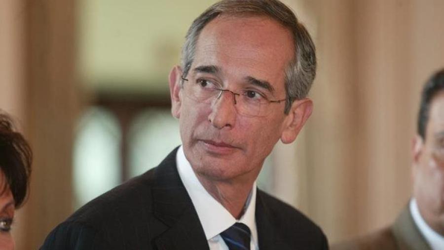 Detienen al ex presidente guatemalteco Álvaro Colom 