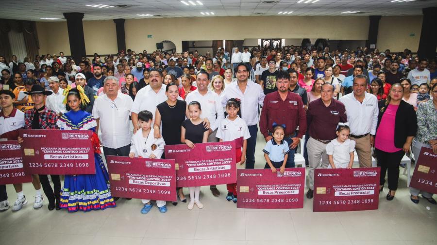 Entregará Gobierno de Carlos Peña Ortiz tarjetas del Programa de Becas Contamos Contigo 2023