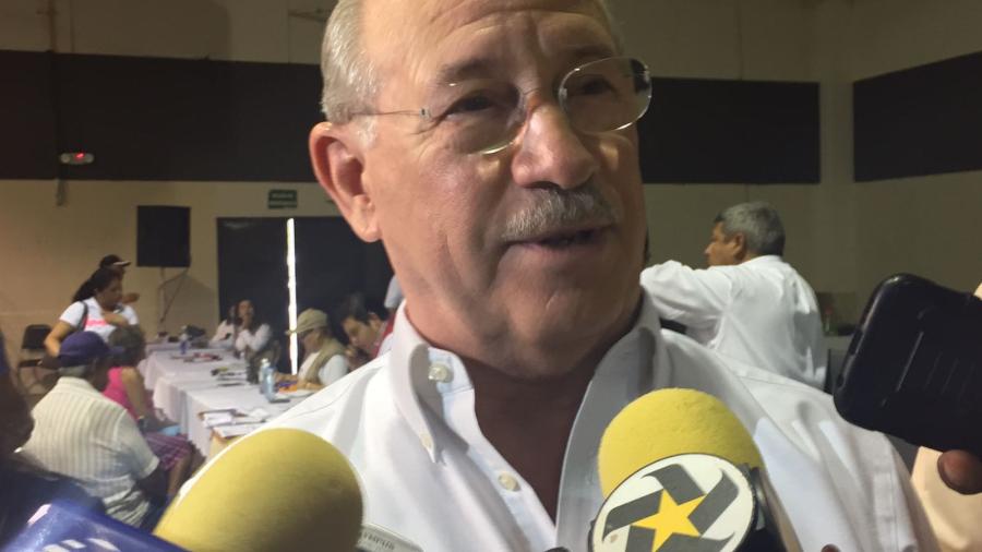 Avanza la limpieza de canales y drenes en Matamoros