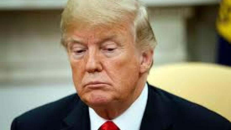 Trump dice no necesitar bancos para hacer negocios