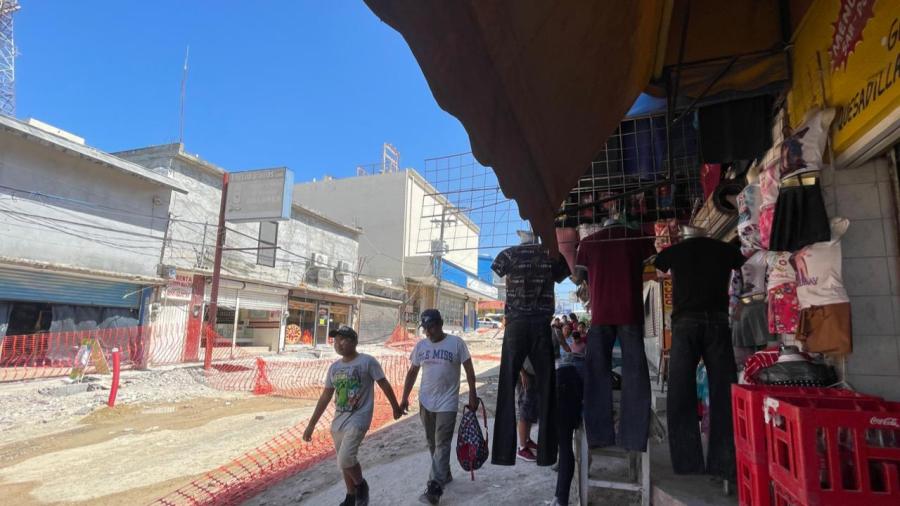 Piden a comerciantes paciencia por obra en la peatonal Hidalgo