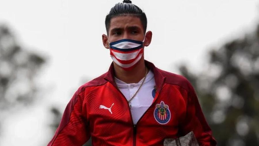 Uriel Antuna y su familia dan positivos COVID-19