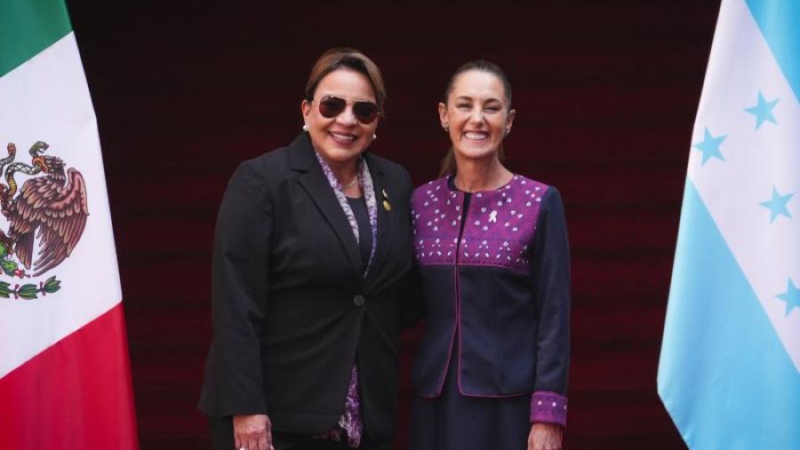 Sheinbaum recibe a la presidenta de Honduras en Palacio Nacional