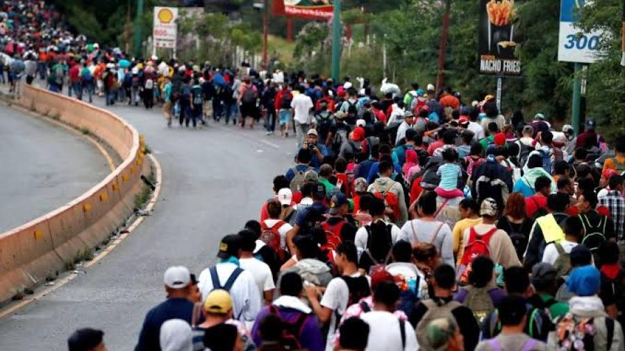 Texas recibe nueva caravana de migrantes hondureños