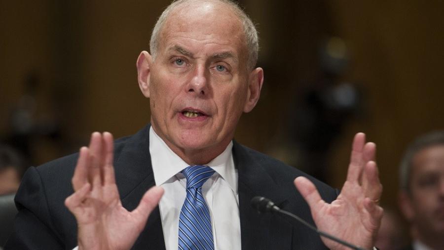 Kelly descarta deportaciones masivas de inmigrantes