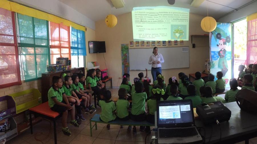 Jornada de educación ambiental en escuelas