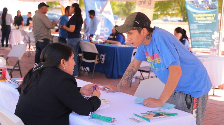 Invitan a Feria del Empleo en la Plaza Hidalgo