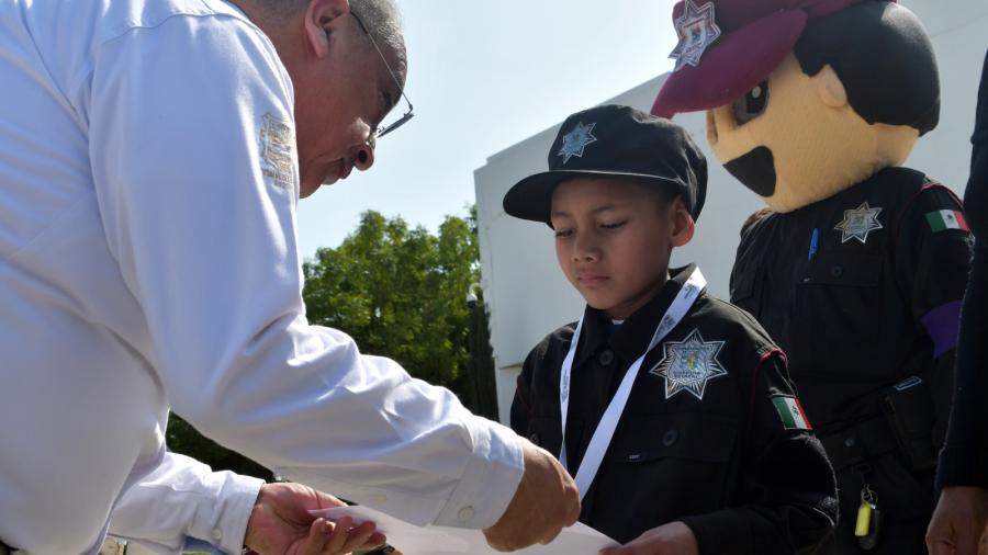 Cumplen el sueño a Cristo Lorenzo: ser Guardia Estatal por un día