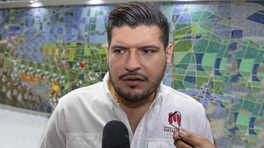 Deben presentar denuncias por robo de identidad en REPUVE: Alcalde