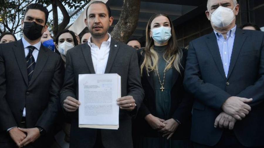 Presenta PAN denuncia ante la FGR contra hijo de AMLO por corrupción y tráfico de influencias
