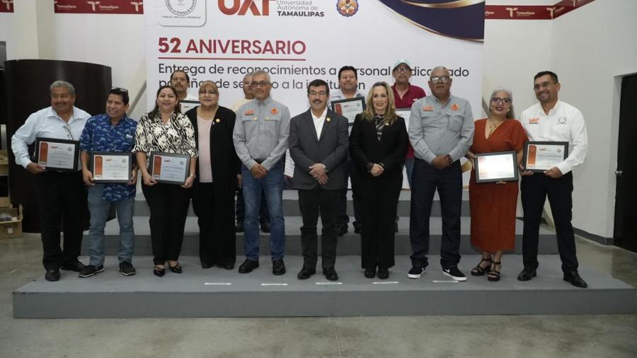 Celebra SUTUAT el 52 aniversario de su fundación