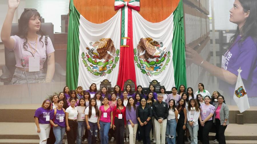 Alumnas de la UAT visitan las instalaciones del Congreso del Estado