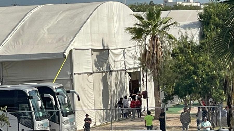 Disminuyen repatriaciones por Reynosa; migrantes son atendidos en el Parque Cultural