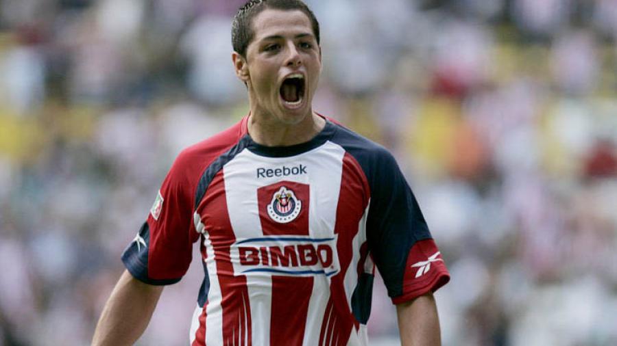 Hoy se cumplen 13 años del debut de ‘Chicharito’ en Chivas