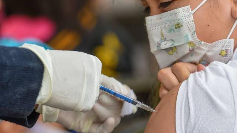 Abren nueva jornada de vacunación para menores de edad 